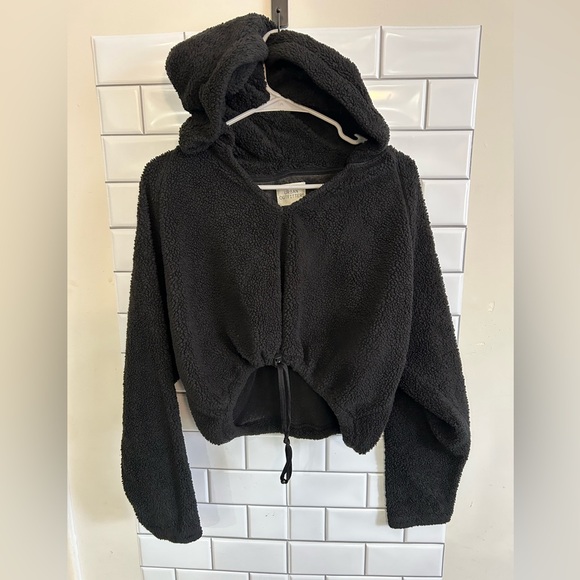 Urban Outfitters Sweaters - Urban Outfitters Black Teddy bear Short Sweater / Size XS